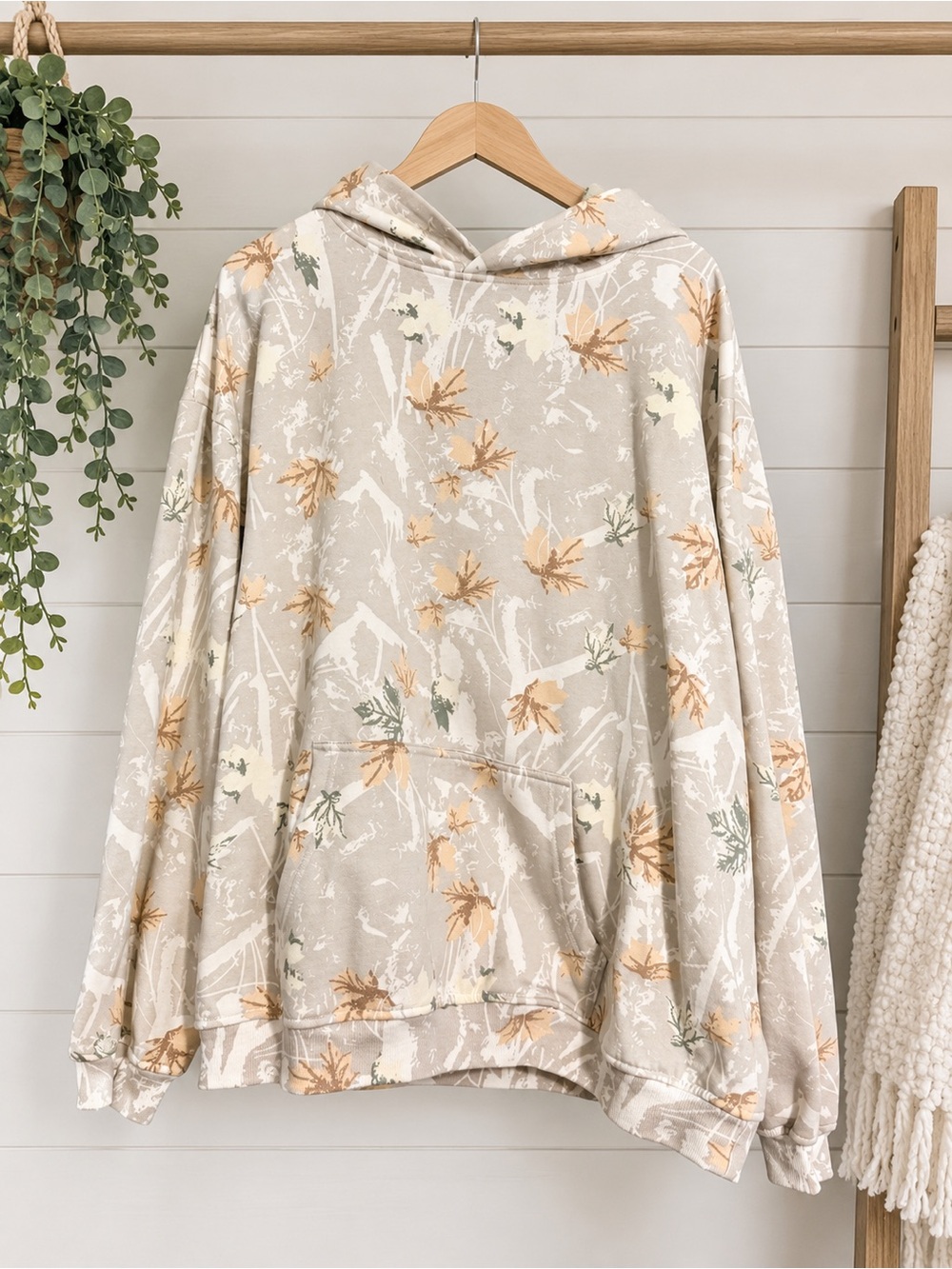 Women's Camo Hoodie- White/Beige
